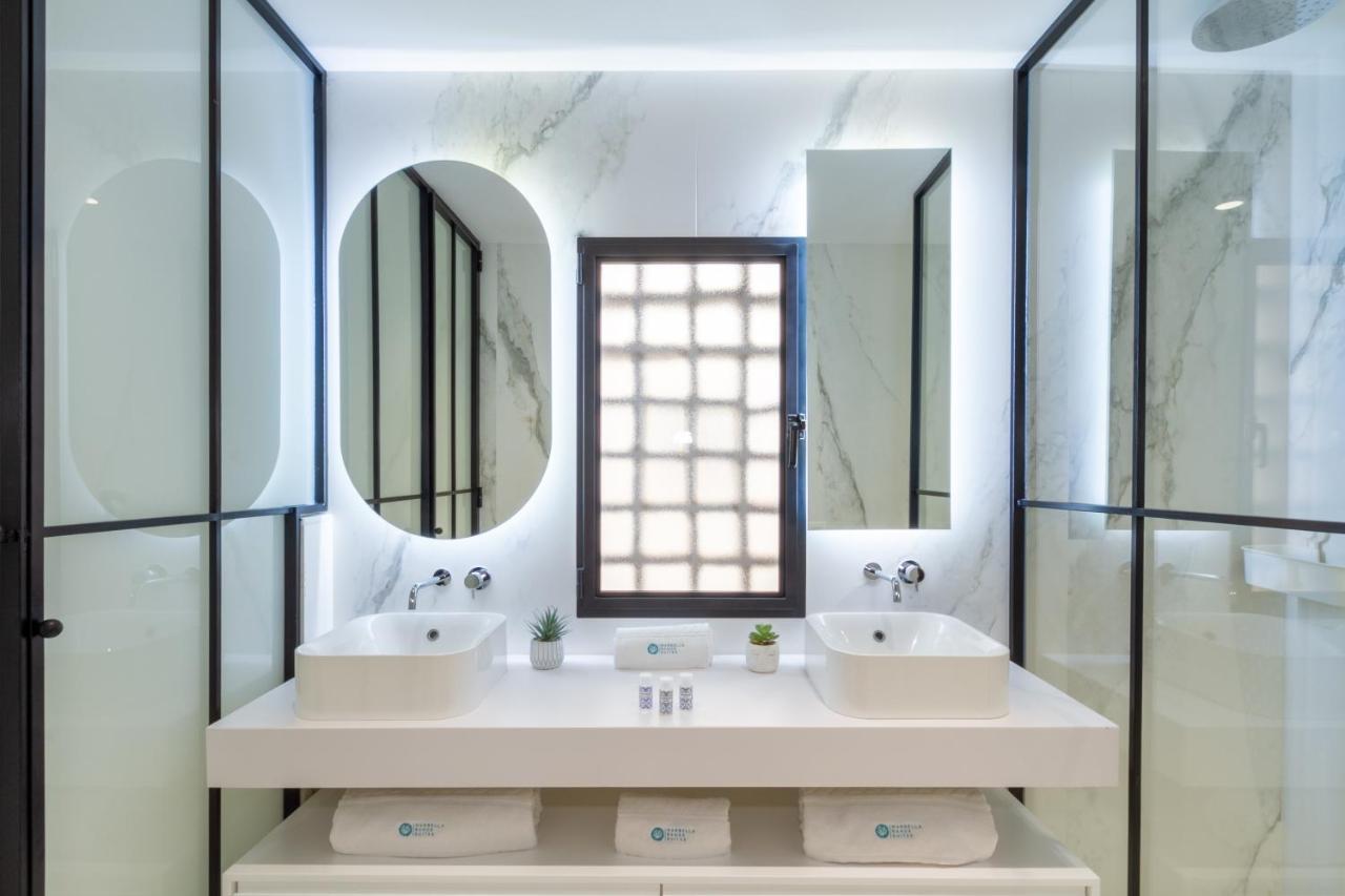 Marbella Banus Suites - Lily Playas Del Duque Banus Beach Apartment Bagian luar foto